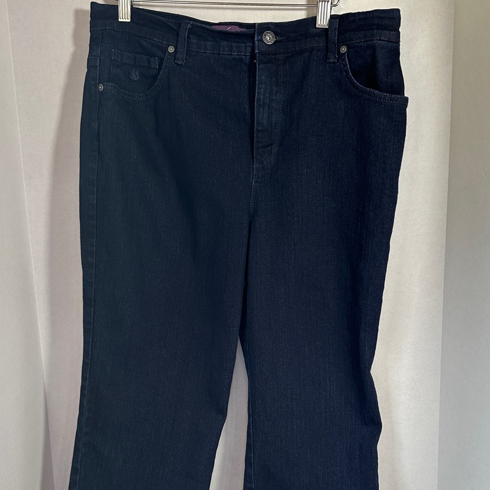 Gloria Vanderbilt amanda darkwash jeans size 14p petite